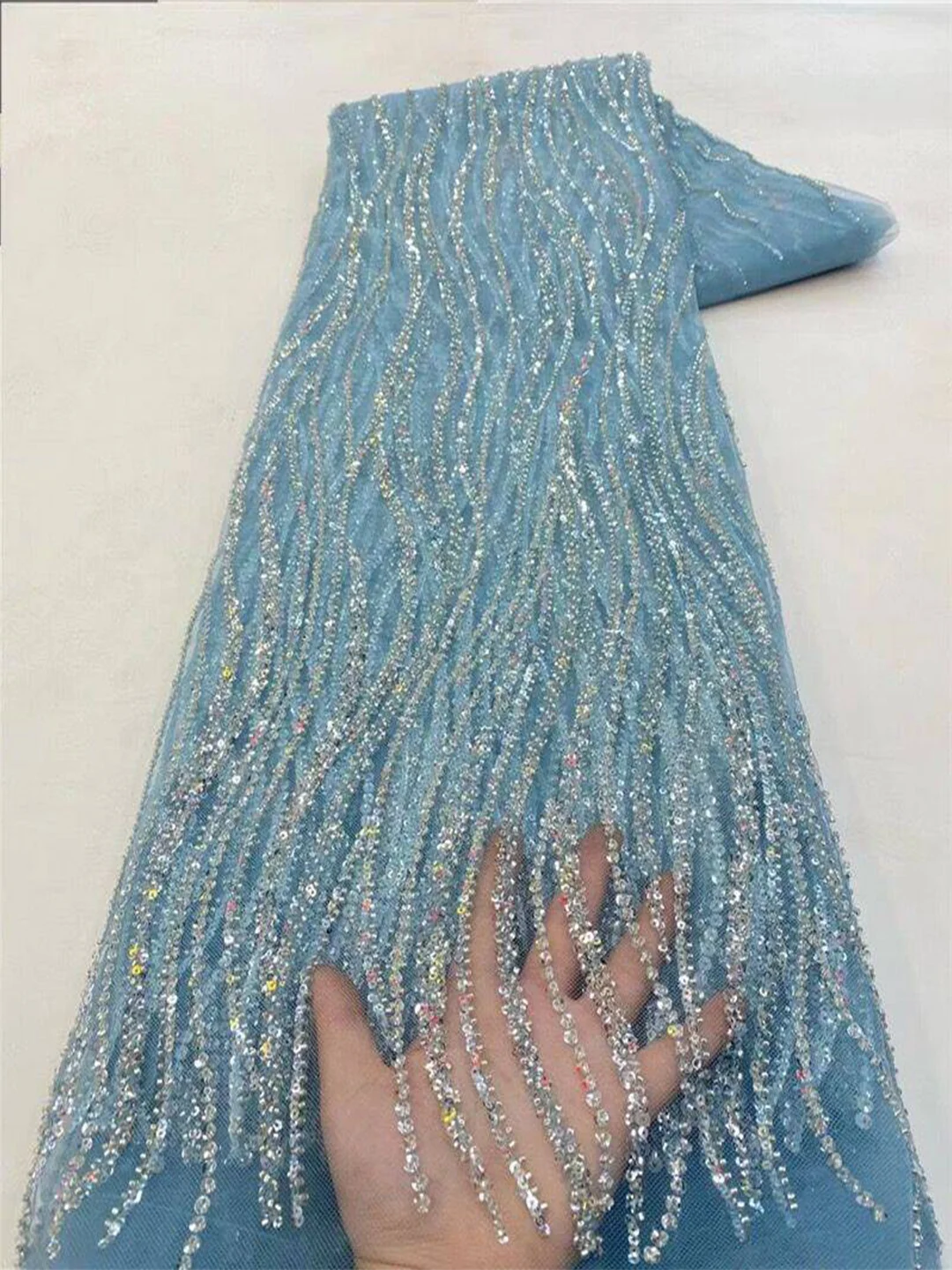 Glitter Tablecloth - قماش تول مطرز أفريقي بلون ذهبي