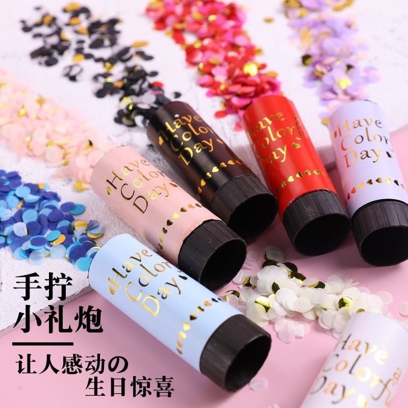 مدافع الكونفيتي المحمولة باليد - مراجعة Confetti Cannon Tube وسعره
